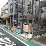 文京区Mn邸　木工事躯体組み着手・先行足場架け